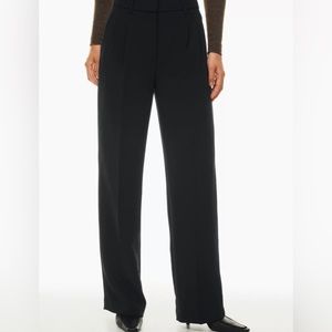 NWOT Aritzia effortless pants Regular size 0

No tags #77775